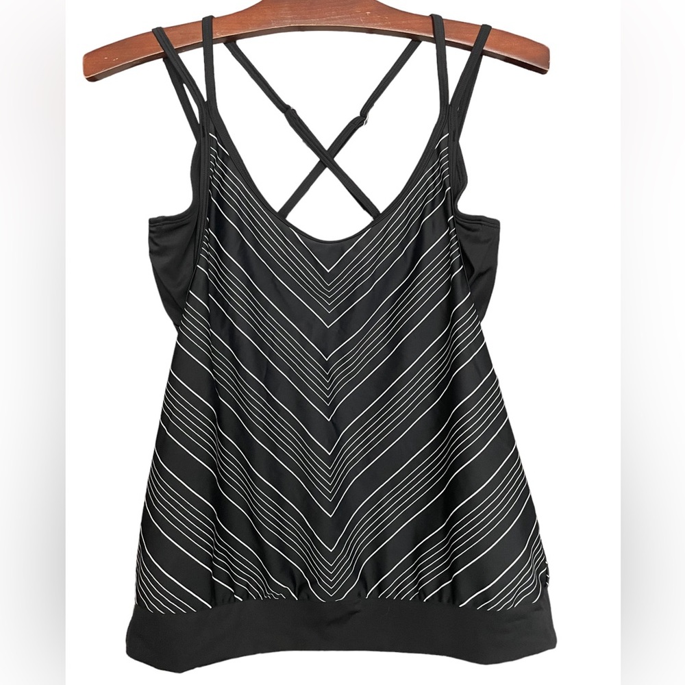 Athleta Women's Activewear Chevron Tankini Sport Tank Top Built-In Bra Sz 34D/DD